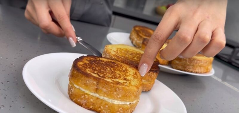 Сырники больше не готовлю, нашла рецепт проще и вкуснее. Творожная сказка за 5-10 минут