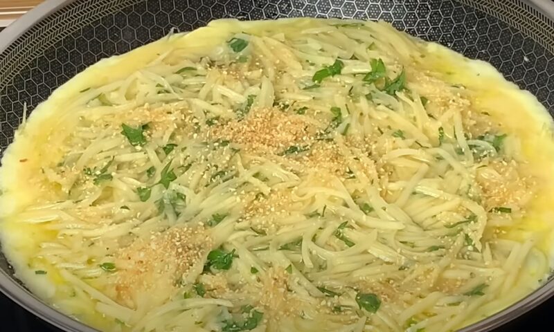 Беру 2 картошки и 2 яйца. Быстрый завтрак за 15 минут: картофель вкуснее, чем пицца